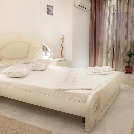 Apartament Sofia In Luxury Vila Sophia 1